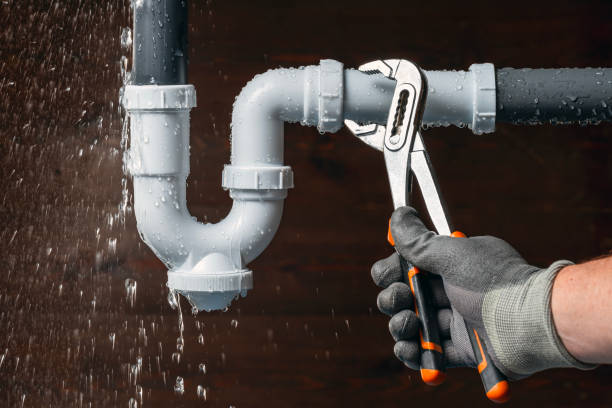 Professional Drain Cleaning technician working in DeFuniak Springs, FL